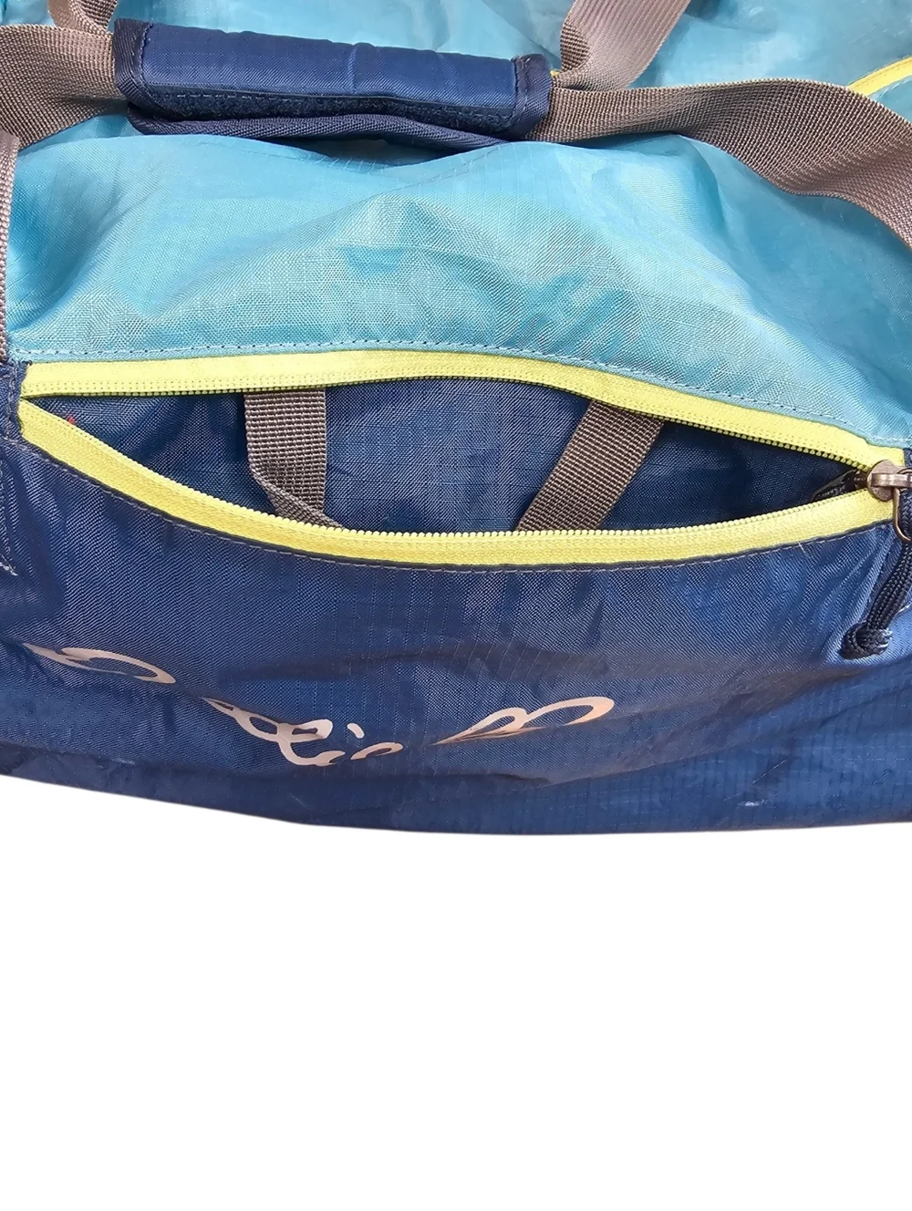 Eddie Bauer Rippac Stowaway 40L Aqua & Blue Logo Nylon Duffel with Lime Trim
